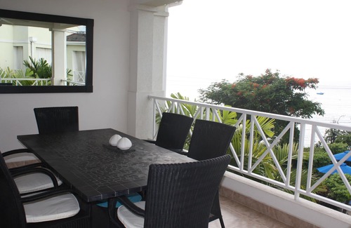 Durants Apartment | BEACH FRONT & SEAVIEW DELUXE PENTHOUSE APARTMENT