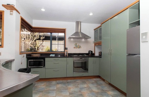 Bell Block House | Beach front with direct beach access & unobstructed beachfront view