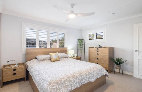 Dee Why House | Beach Getaway - Close to DY Village