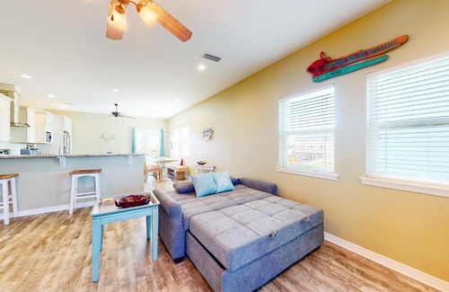 Fort Morgan House | Beach Happy