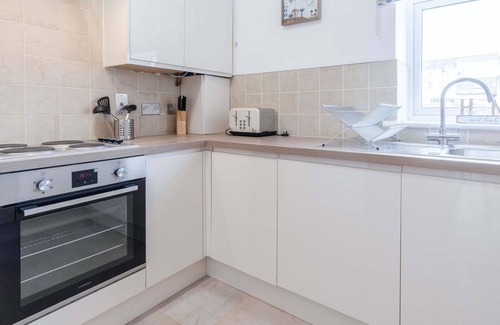 Milford Haven Apartment | Beach Haven Hideout - 2 Bedroom - Milford Haven