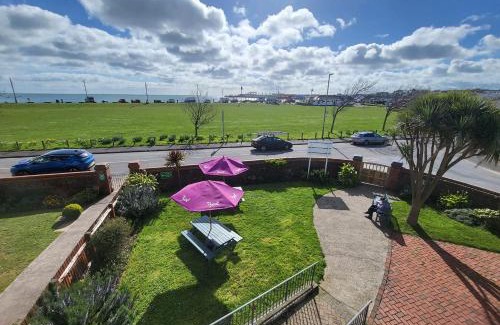 Paignton Hotel | Beach Hotel Torbay B&B