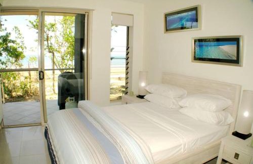 Mission Beach Apartment | Beach House Apartment No 7 - Fabulous Location