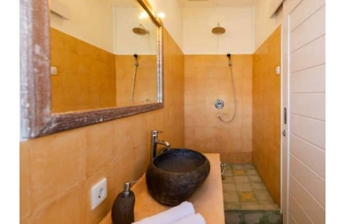 Kuta House | Beach House Apartment 2