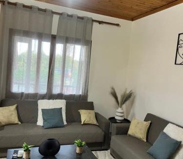 Pydna House | Beach house with garden sleeps 6