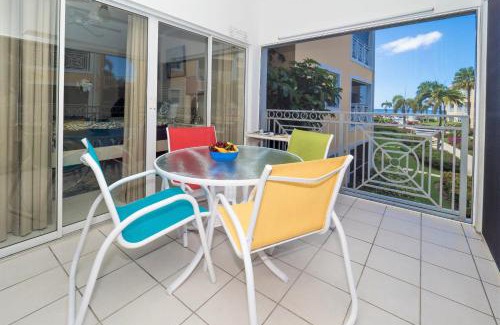 Seven Mile Beach Apartment | Beach Living at Regal Beach BLDE