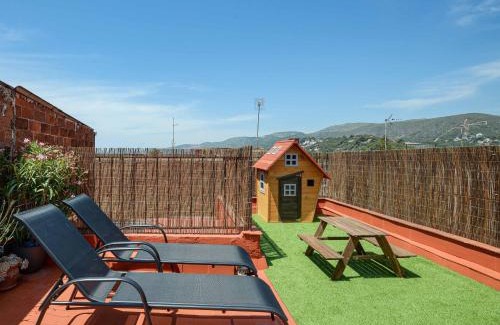 Castelldefels Apartment | Beach, Restaurants and Views