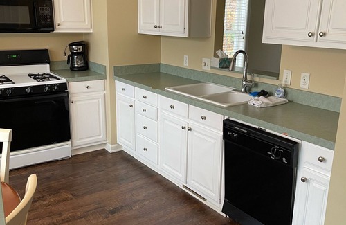 Petoskey Condo | Beach, State Park, unparalleled location. 5 miles from Boyne and Nubs Skiing