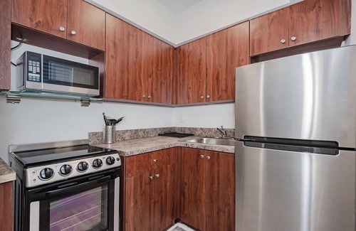 Deerfield Beach Apartment | Beach Studio 112 Pet Friendly | Sleeps up to 3