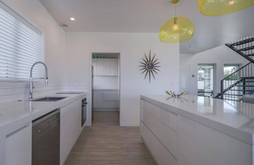 Whitianga House | Beach Views on Buffalo
