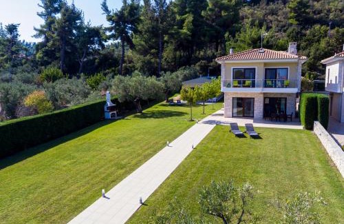 Kriopigi Villa | Beach Villa Ergopoli