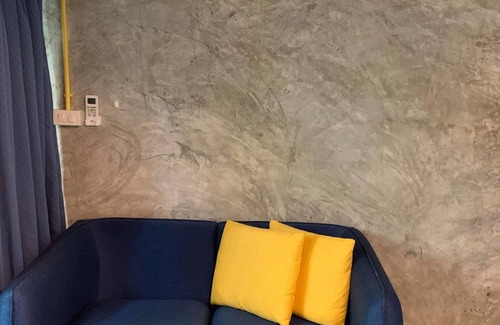 Khong Koi Beach Hotel | BeachBox KohChang