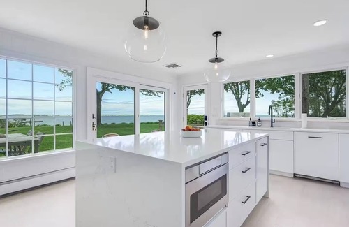 Hampton Bays Cottage | Beachfront 3-bedroom cottage on 1.2 private acres, just renovated!