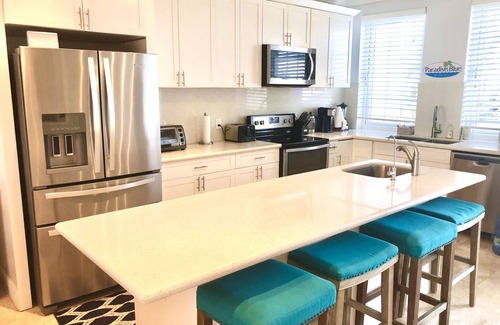 Palm Cay House | Beachfront 4 Bedroom Luxury Villa Directly On White Sand Beach