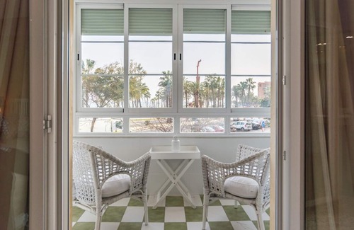 Carretera de Cadiz Apartment | Beachfront 4bedrooms apartment free parking