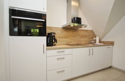 Lobbe Apartment | Beachfront apartment with balcony, use of swimming pool and sauna - Rex Rugia apartment 17-5