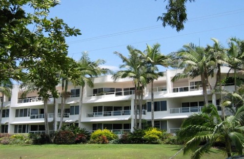 Wongaling Beach Apartment | Beachfront Apartment with Enviable Views