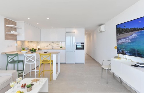 San Agustin Apartment | Beachfront Apartment Nasas 12 by VillaGranCanaria