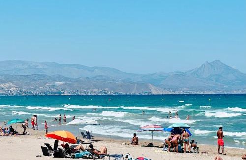 Coveta Fuma Apartment | Beachfront apartment with private Taberna - By Welcomely