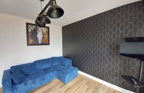 Audierne Apartment | Beachfront apartment with private parking