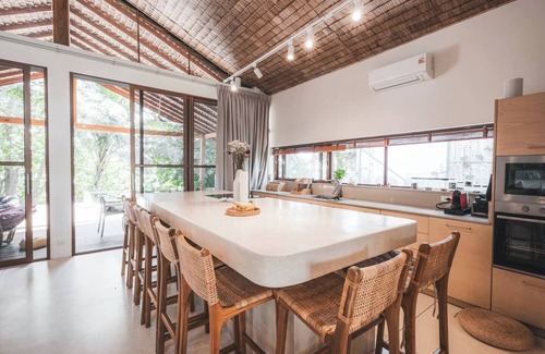 Ko Pha-ngan Villa | Beachfront Dream House