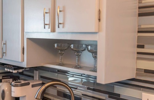 South Patrick Shores Apartment | Beachfront Getaway | Steps to Sand!
