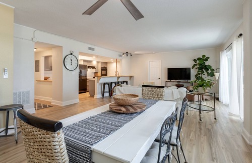 South Patrick Shores Condo | Beachfront Getaway - Amazing Views!