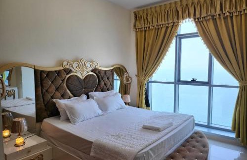 Rumailah Apartment | Beachfront Holiday Homes