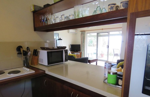 Halls Head House | Beachfront Holiday House - Pet friendly Ocean Frontage