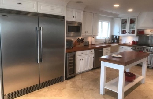 Oxnard Shores House | Beachfront Home - Incredible Views - Sand - Surf - Sunsets - Relax - 4 King Beds