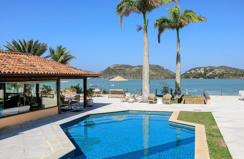 Village da Ferradura Villa | Beachfront House in Ferradura, Buzios - Buz025