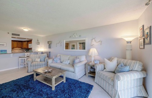 Fort Pierce Shores Condo | Beachfront Island Gem with lux amenities
