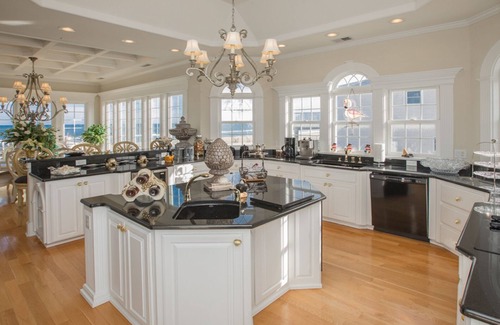 Sandbridge House | Beachfront Luxury Home,SALT WATER, POOL- Heating is an Option &SPA,Pet Friendly