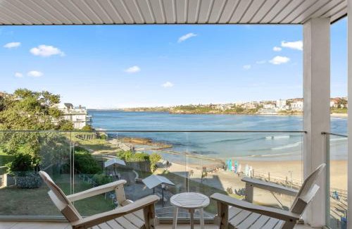 North Bondi Apartment | Beachfront Luxury 3 Beds with Ocean View Balcony