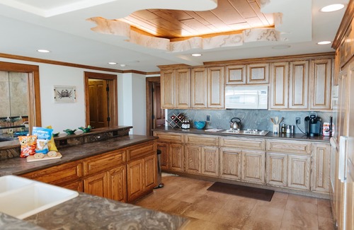 Hollywood House | Beachfront-Luxury Glass House - Unbeatable 360° Rooftop View