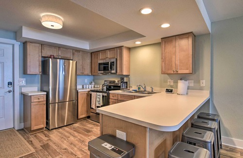 South Nags Head Condo | Beachfront Nags Head Condo w/Private Balcony!