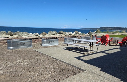 Diamond Point House | BEACHFRONT NEWER HOME W/SUNRM FACIN PROTECTION ISLAND@ Diamond Point