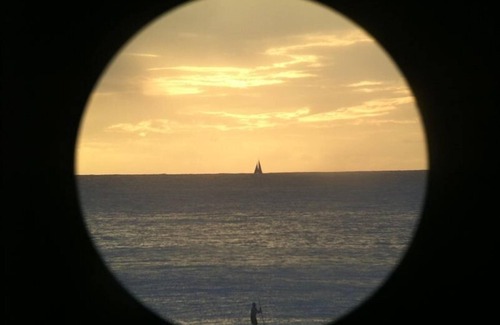 Pupukea Cottage | Beachfront Palaypa - Former Mission House