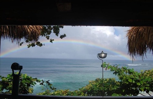 Pupukea Cottage | Beachfront Palaypa - Former Mission House