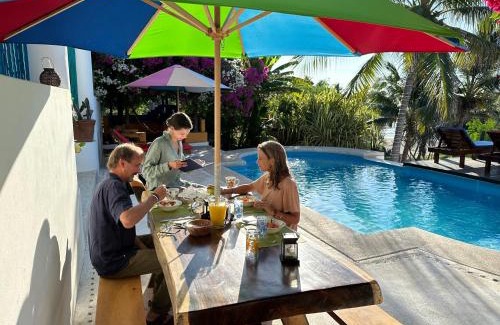 Santa Maria Tonameca Bed & Breakfast | Beachfront Paradise Boutique Hotel - Breeze Room I