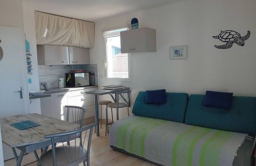 Le Penon Apartment | Beachfront Seignosse Studio, west loggia