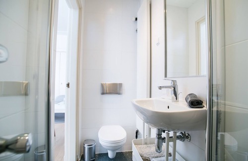 Scheveningen Apartment | Beachfront studio with easy access to downtown