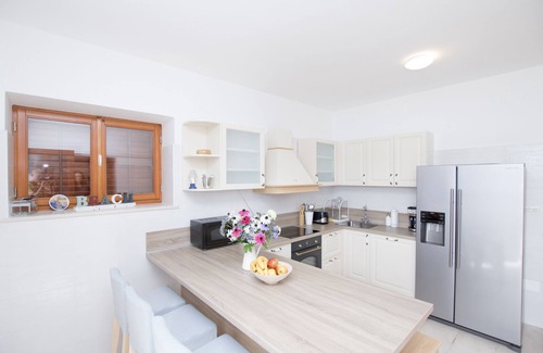 Stikovica House | Beachfront Villa Nena