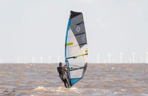 Walton on the Naze Apartment | Beachfront with sea views in Walton on the Naze