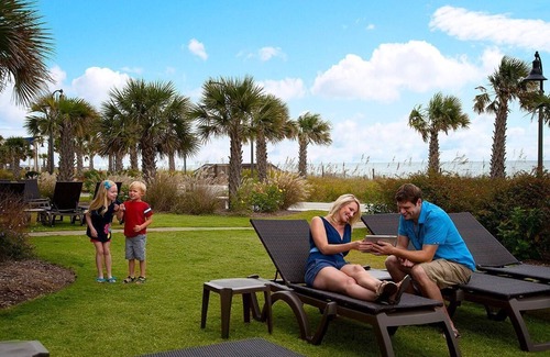 Downtown Myrtle Beach Condo | Beachside Elegance Ocean View King Condo 4th Floor