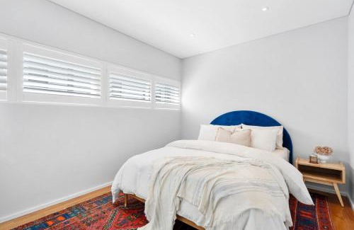 Avalon Beach Apartment | Beachside escape steps from the surf & village