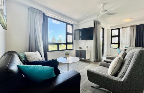 Broadbeach Apartment | Beachside Neptune Resort #304