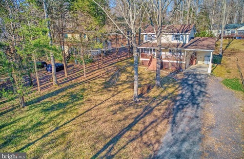 Locust Grove House | Beachwalk Hideaway Locust Grove, VA located in Lake of the Woods