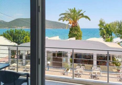 Nea Peramos Apartment | Beachway luxury studio C