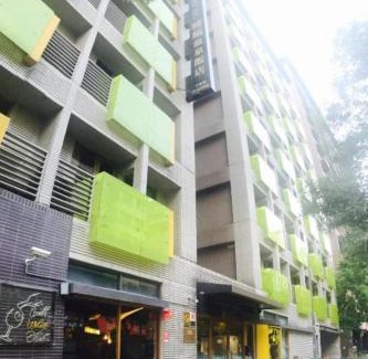 Sanxia Hotel | Bear Hotel